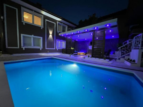 Villas by expert Delux